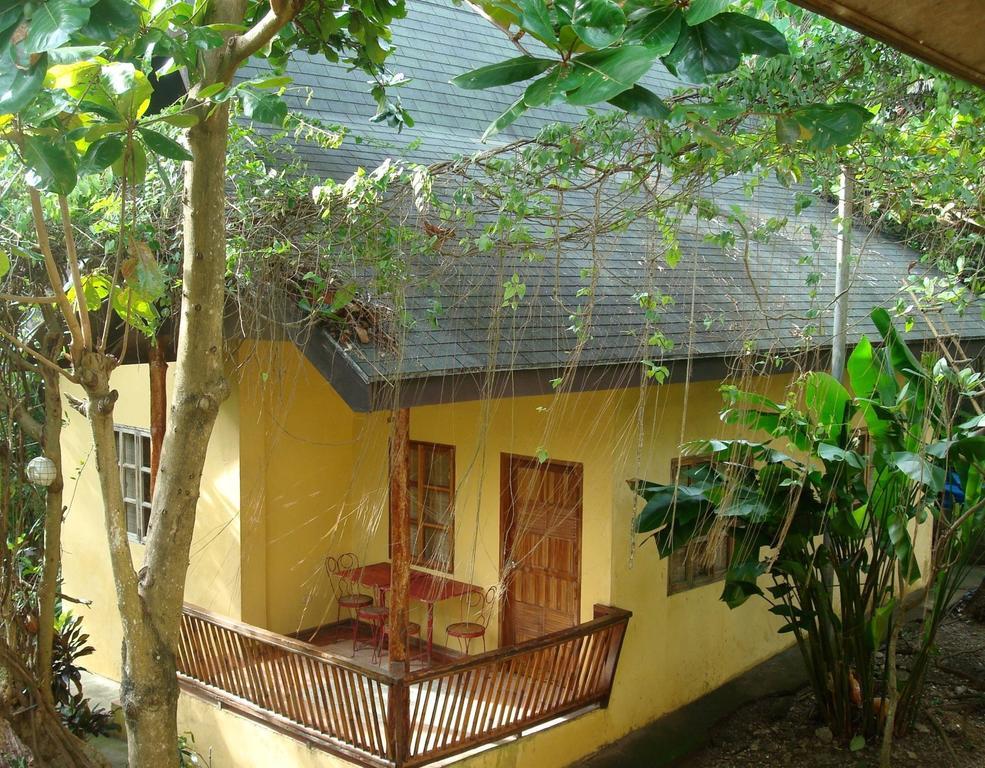 Sun Garden Hilltop Resort Manoc-Manoc Extérieur photo