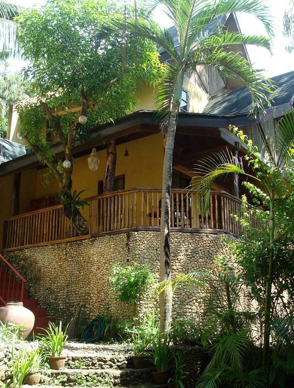 Sun Garden Hilltop Resort Manoc-Manoc Extérieur photo